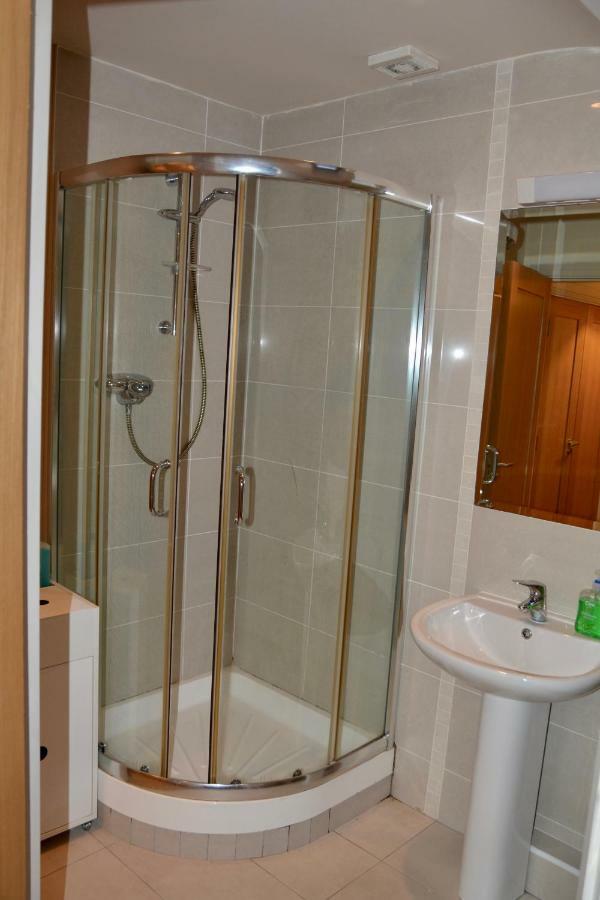 Apartment 3, Oakleigh House, Donnybrook Hill, Douglas קורק מראה חיצוני תמונה